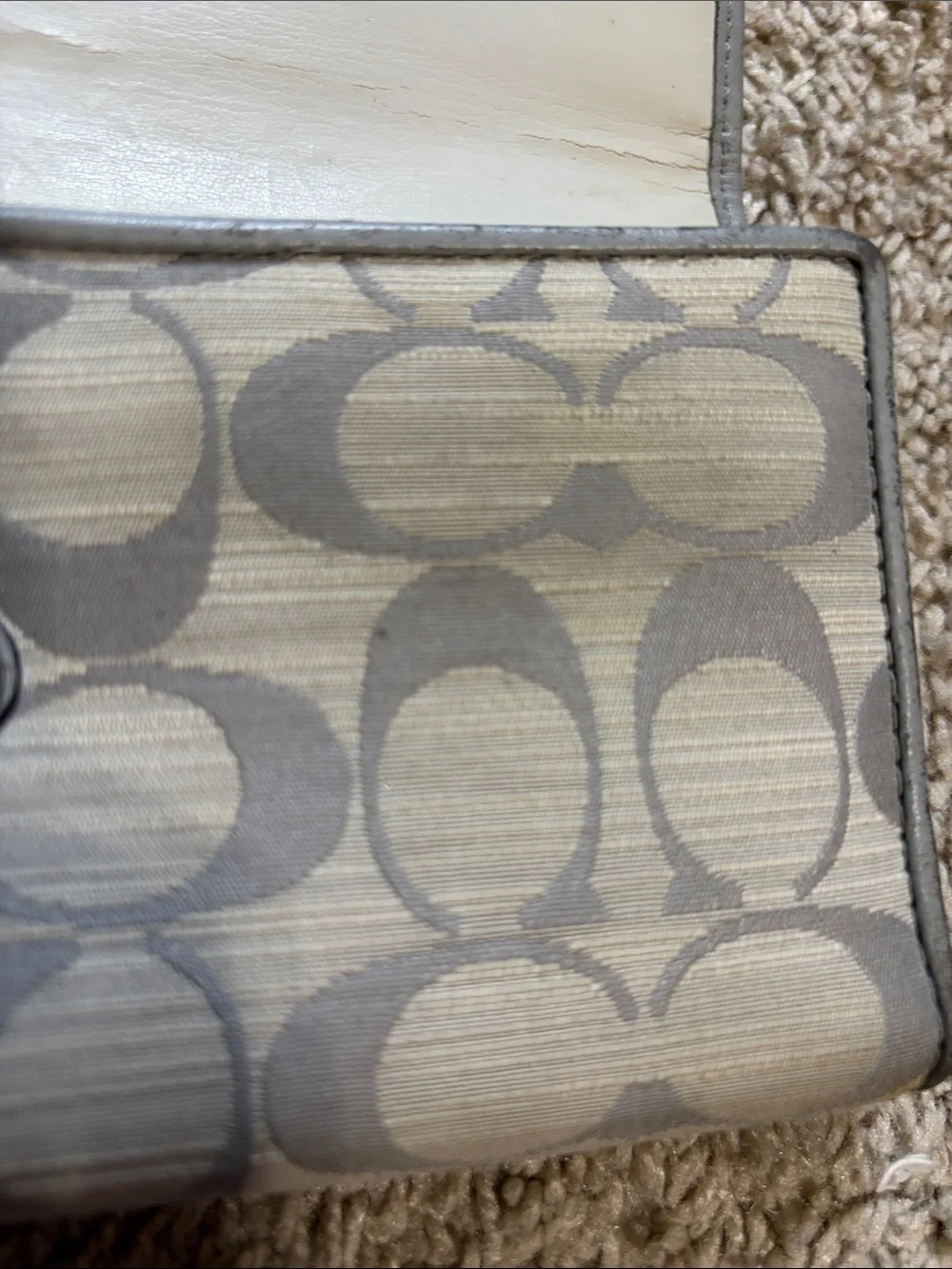 Coach Alexandra Tri-fold Slim Wallet Gray